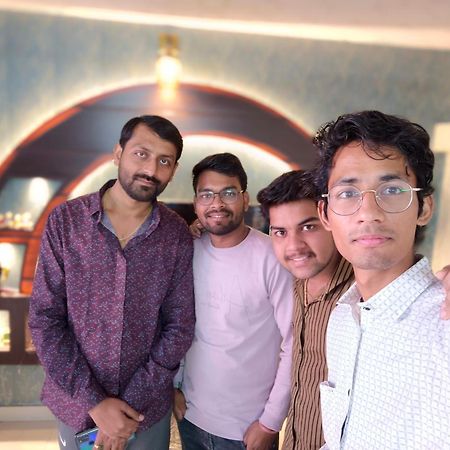 Kashi Dham Homestay Varanasi Eksteriør billede